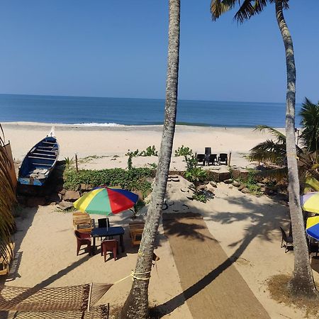 Tripsea Beach Villa Alappuzha Exterior photo