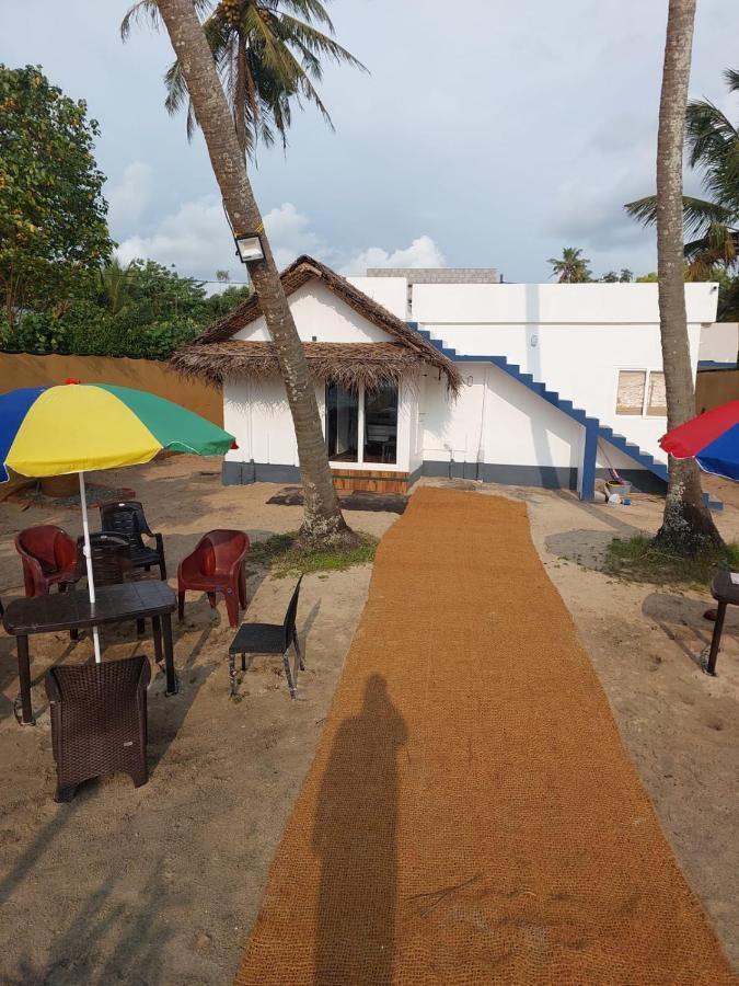 Tripsea Beach Villa Alappuzha Exterior photo