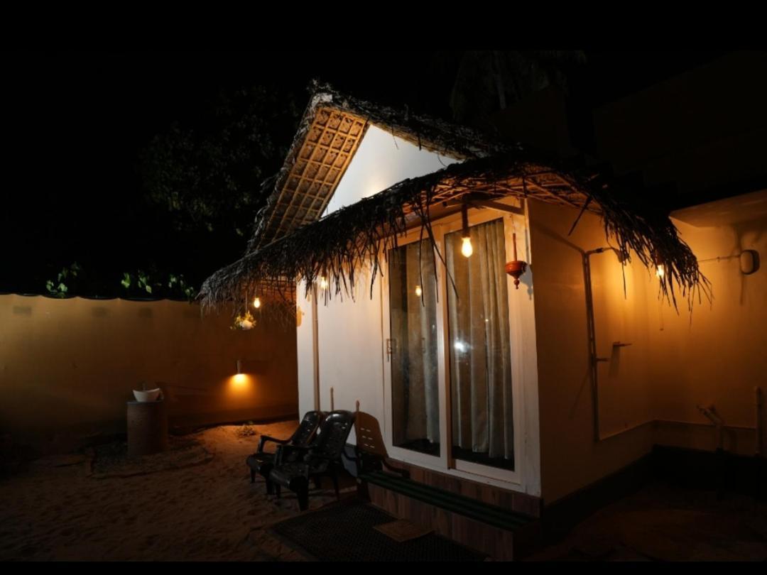 Tripsea Beach Villa Alappuzha Exterior photo