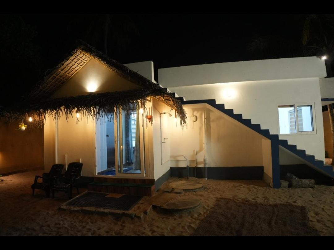 Tripsea Beach Villa Alappuzha Exterior photo