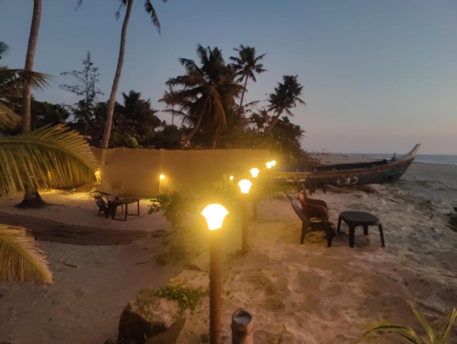 Tripsea Beach Villa Alappuzha Exterior photo