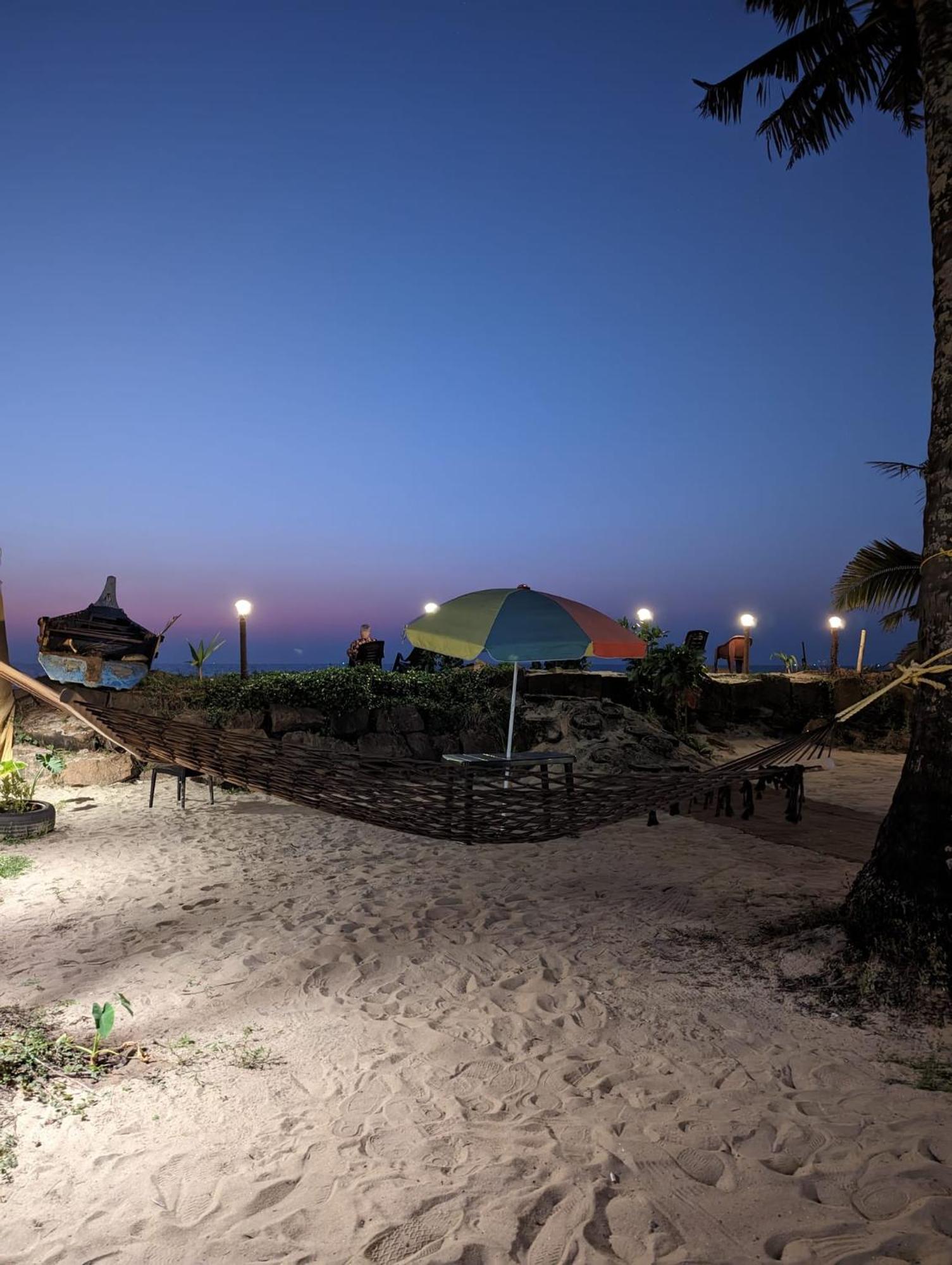 Tripsea Beach Villa Alappuzha Exterior photo
