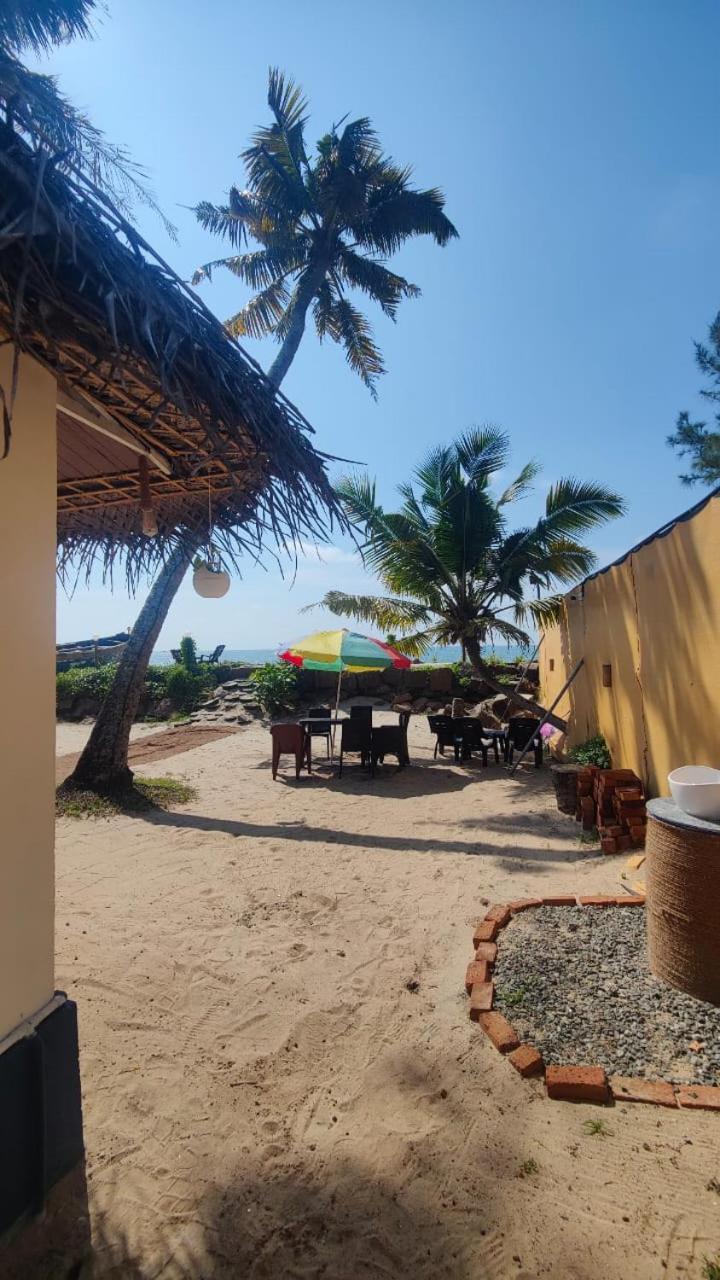 Tripsea Beach Villa Alappuzha Exterior photo