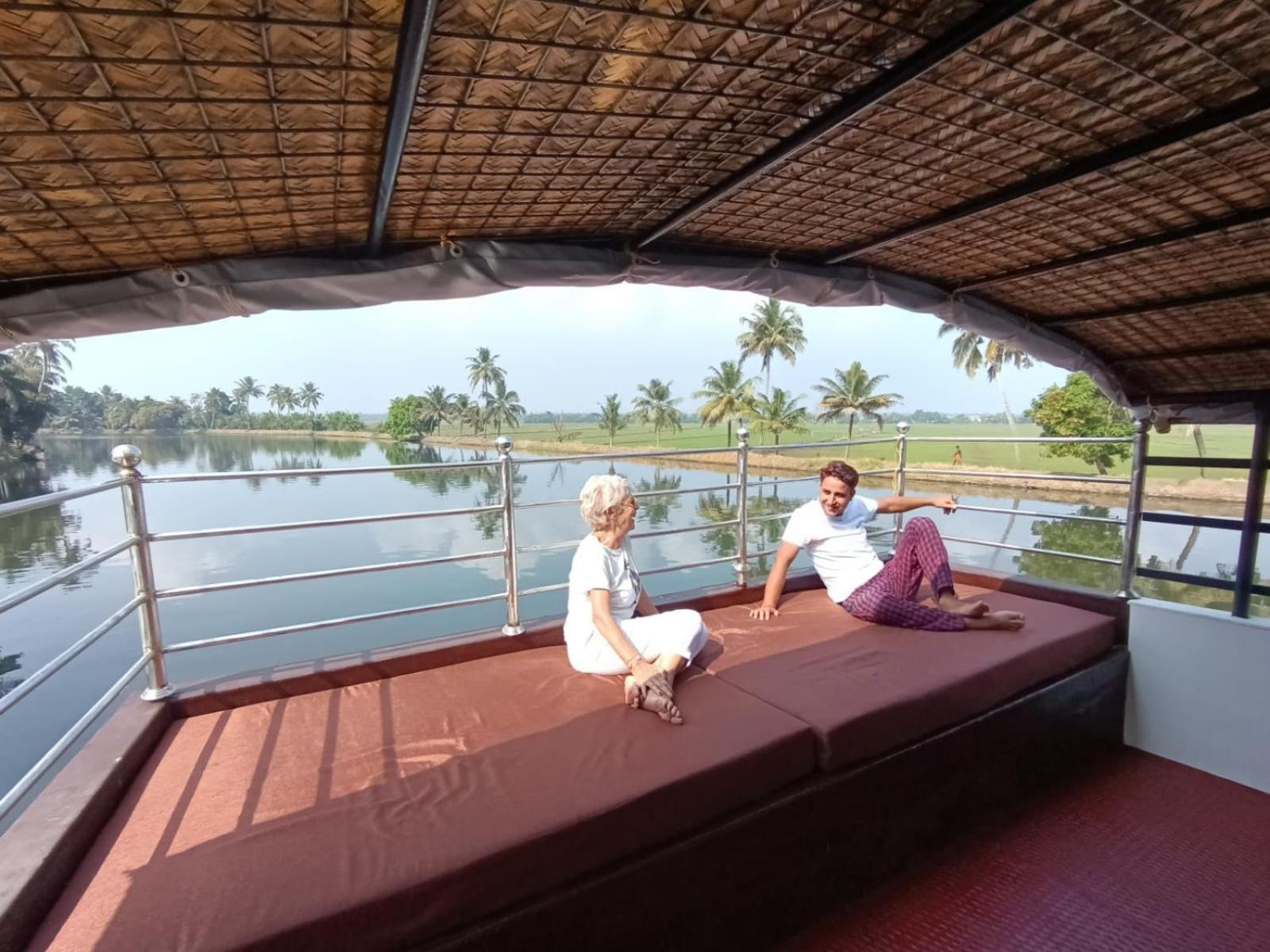 Tripsea Beach Villa Alappuzha Exterior photo