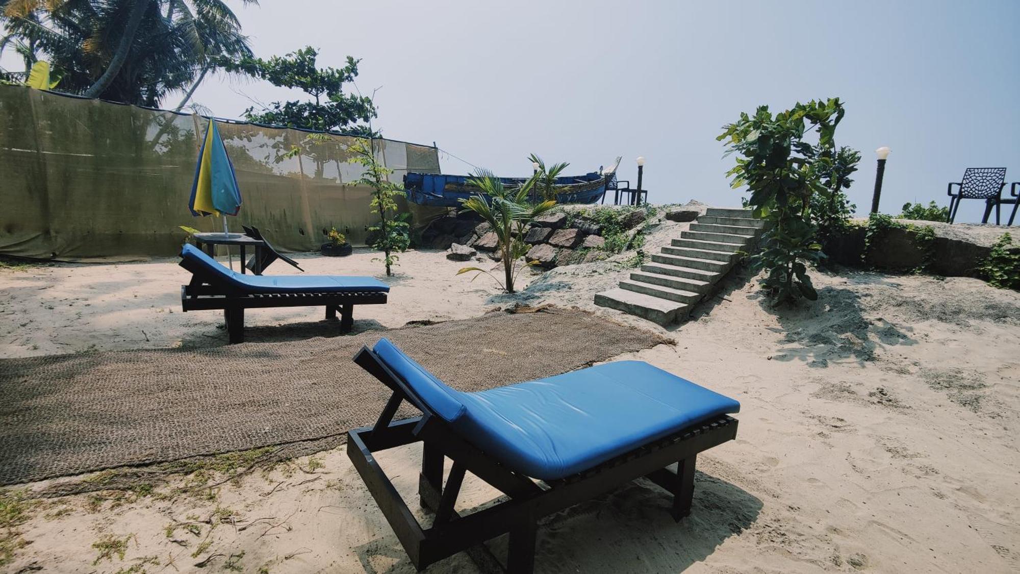 Tripsea Beach Villa Alappuzha Exterior photo